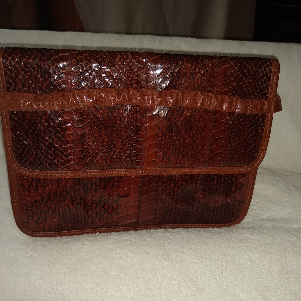 Vintage Susan Gail snakeskin clutch.